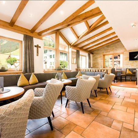Wohlfuehlhotel Berg Heil Holzgau Dış mekan fotoğraf