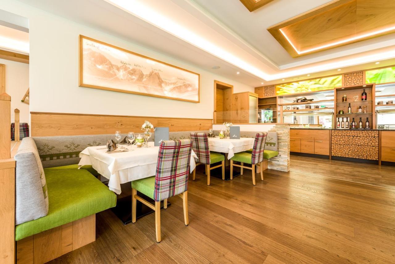 Wohlfuehlhotel Berg Heil Holzgau Dış mekan fotoğraf