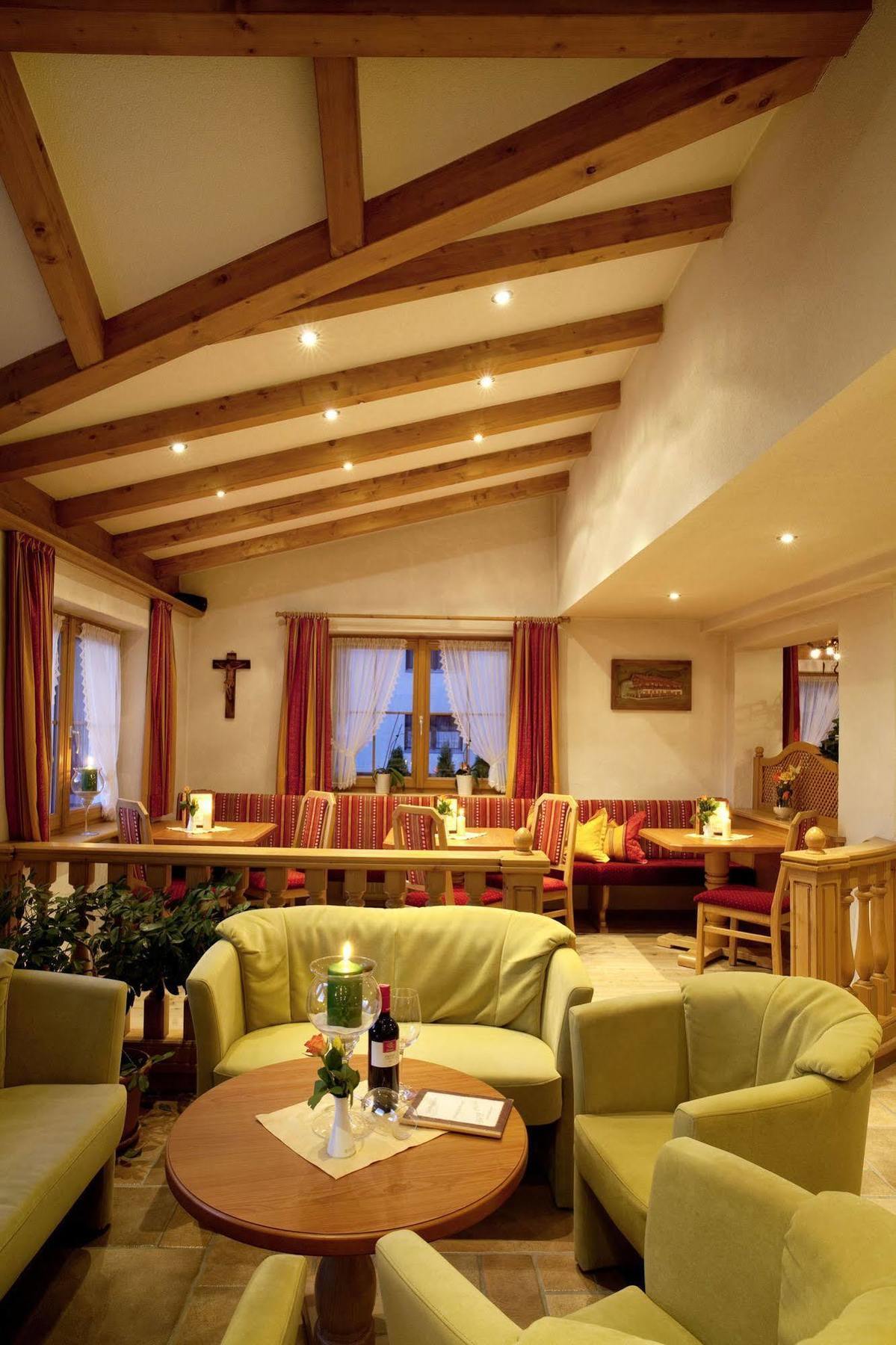 Wohlfuehlhotel Berg Heil Holzgau Dış mekan fotoğraf
