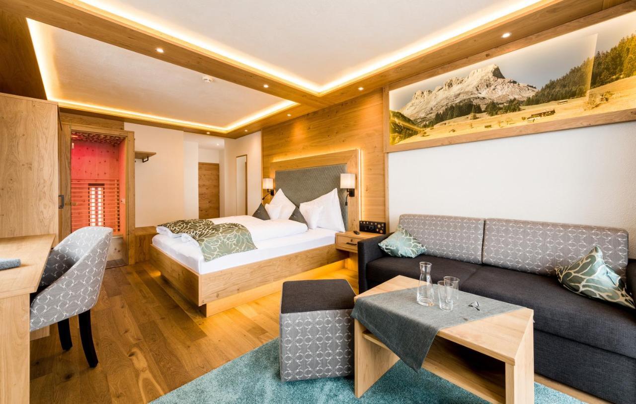 Wohlfuehlhotel Berg Heil Holzgau Dış mekan fotoğraf